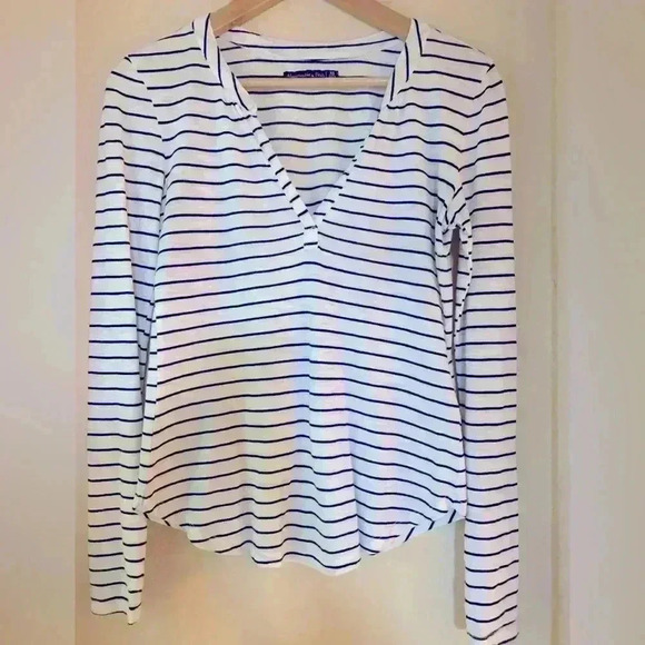 Abercrombie & Fitch Striped Long Sleeve Tee - Picture 1 of 5